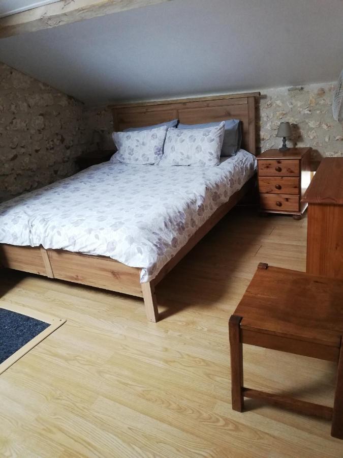Apartment Le Buguet Saint-Antoine-Cumond Экстерьер фото